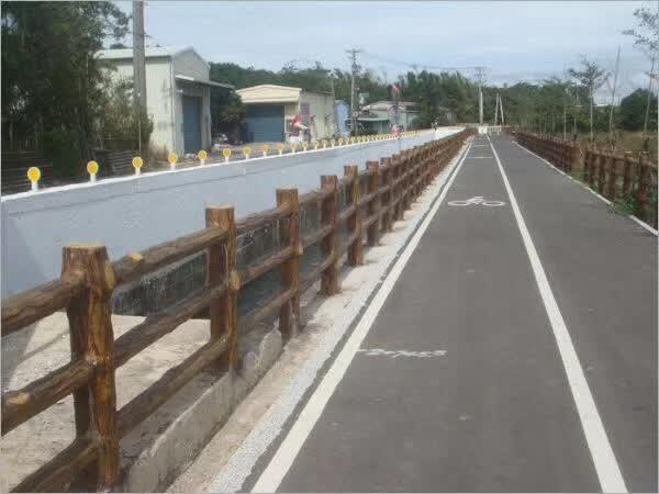 四川仿木纹栏杆
